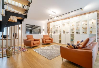 Wyjątkowe, 4-pokojowe mieszkanie dwupoziomowe!