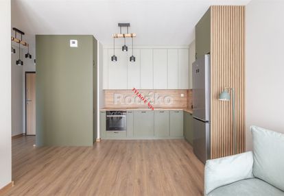 Komfortowe m-3 z dużym balkonem.