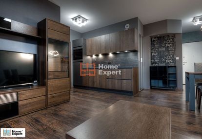 2-pokojowy apartament z balkonem | 10 piętro