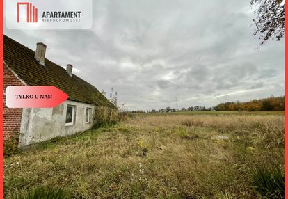 Klimatyczny dom z czerwonej cegły na wsi