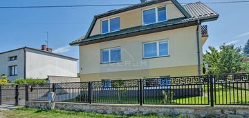 Dom dwurodzinny kamienica polska