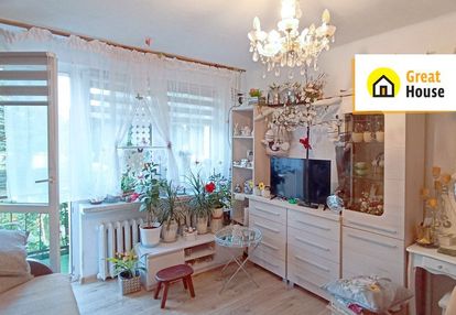 40m2,  na parterze, z balkonem