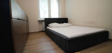 Ciche mieszkanie z balkonem w centrum