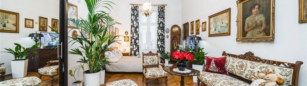 Stare miasto ul.koletek -dwa mieszkania