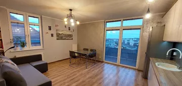 Apartament / Mieszkanie trzypokojowe wynajem Garaż