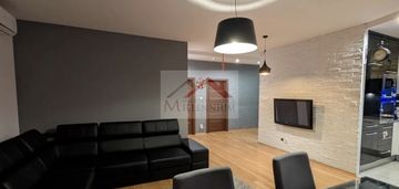 Przestronne mieszkanie w legionowie umeblowane