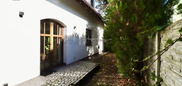 Dom z duszą i pięknym ogrodem w przeźmierowie