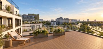Inwestycyjne z widokowym tarasem 25,80m2