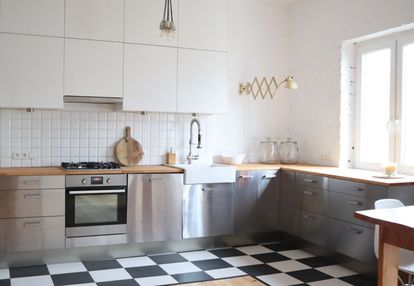 Stary mokotów | po remoncie | wysokie | kominek