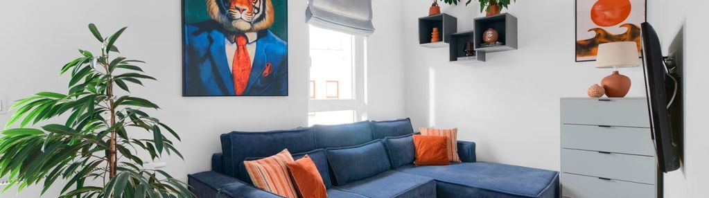 Wysokość 3 m, balkon, klima, pełne wyposażenie