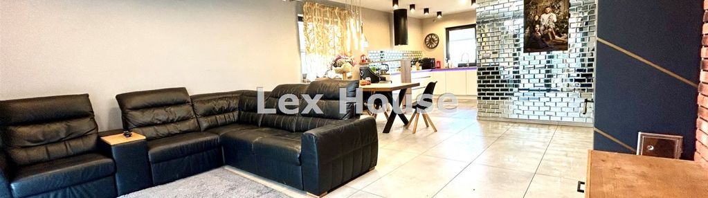 Nowy parterowy dom wolnostojący