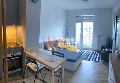 2 pokojowe garaż/komurka/balkon 3200 za wszystko