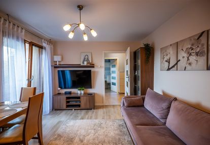 Dwa pokoje 42mkw po remoncie, winda