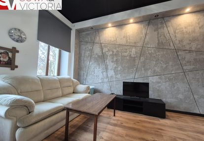 Funkcjonalne mieszkanie w kamienicy po remoncie.