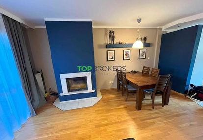 Dom z ogrodem i kominkiem w zielonej okolicy