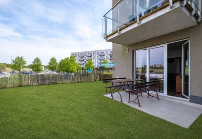 2 pok. z ogrodem 170 m2, komórka i miejsce w cenie