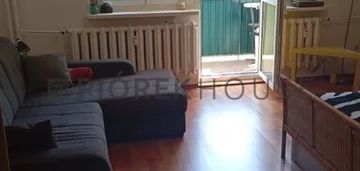 Kawalerka z oddzielną kuchnią na pradze południe