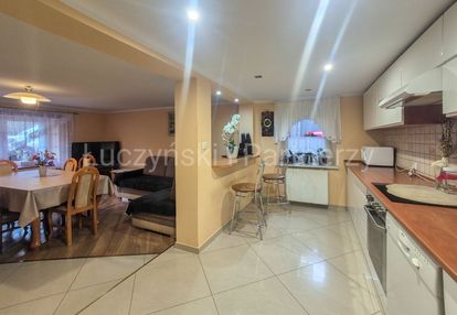 Dom z budynkiem gospodarczym - płóczki górne