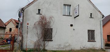 Budynek inwestycyjno-mieszkaniowy, do remontu