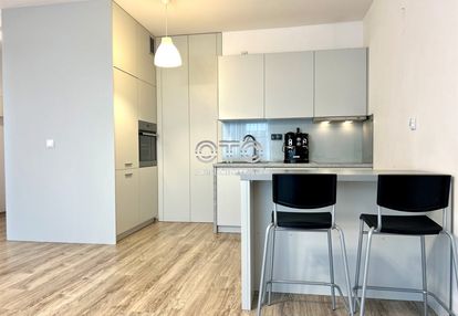 Klecina/od zaraz/balkon/m-sce postojowe