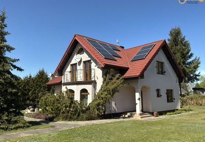 Komfortowy dom z dużą działką i garażem
