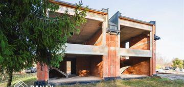 Libertów -można kupić dwie części bliźniaka !