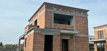 Nowoczesny dom |5 pokoi|121 m2