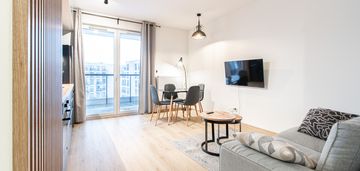 2 pokoje i bajeczna i taras i garderoba