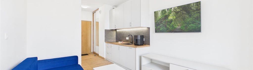 Kawalerka na industrii z balkonem, tylko tu !