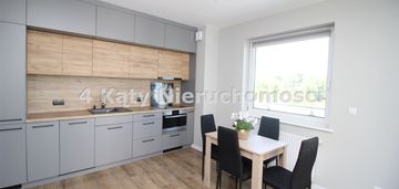 Ul. szmaragdowa winda salon + 2 pokoje i piętro