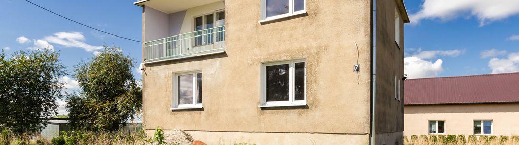 Z widokiem na wodę i ptasi rezerwat.