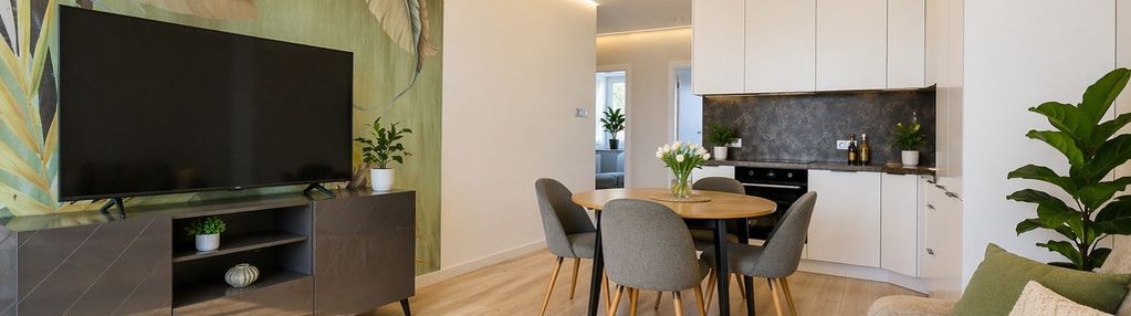 Dwa balkony, blisko centrum, jeziora i galerii!