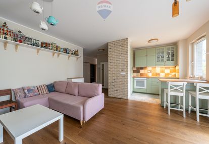 4 pokoje /65 m2 ogródków/ praga-południe