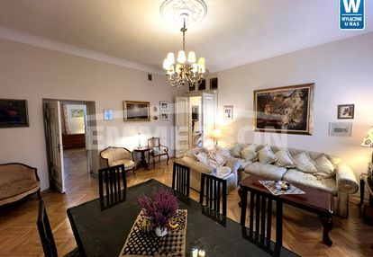 Apartament w kamienicy z 1900r.