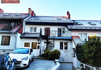 Szereg środkowy, garaż, możliwość 2 mieszkań.