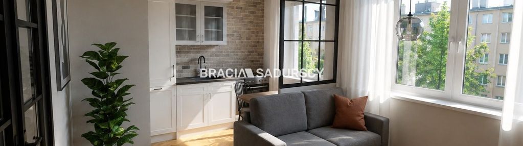 Na sprzedaż/ kawalerka z potencjałem/ 37m2