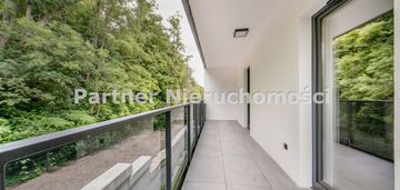 Piekne mieszkanie z dwoma dużymi balkonami