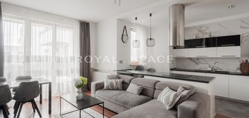 Fukncjonalny apartament na obrzeżnej / 3 pokoje