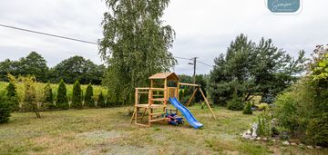Działka z warunkami zabudowy i domem holenderskim
