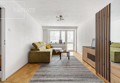 Oddzielna kuchnia / kępa potocka / parking