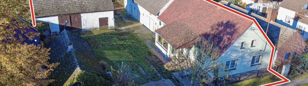 Dom z warsztatem, stodołą i oborą