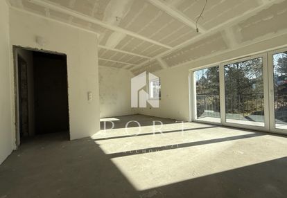 Kameralne mieszkanie 4-pokojowe, nowe.