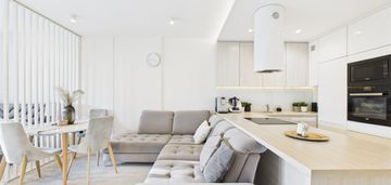 Wyjątkowy apartament z tarasem i ogrodem w centrum