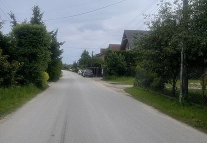 Działka 879 m² – media w drodze, las, skm.