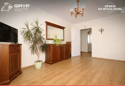 3 pokoje, balkon, 47,82m, osobno kuchnia