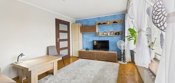 Dwupokojowe, dwustronne, duży balkon i piwnica
