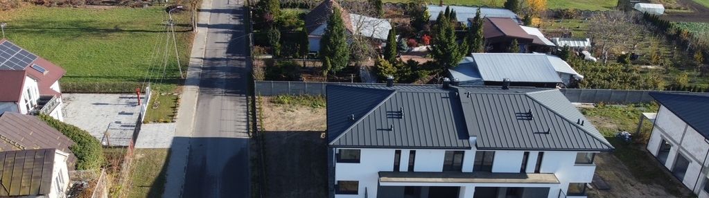 Nowoczesny dom w zabudowie bliźniaczej