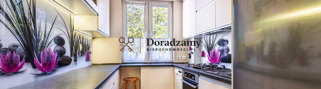 Trzy niezależne pokoje na niskim piętrze