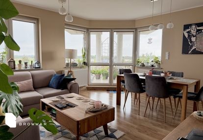 Mieszkanie 63,4m2 z komórką lokatorską i duży balkon zadbane osiedlu