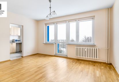 Dla osoby z własnymi meblami.